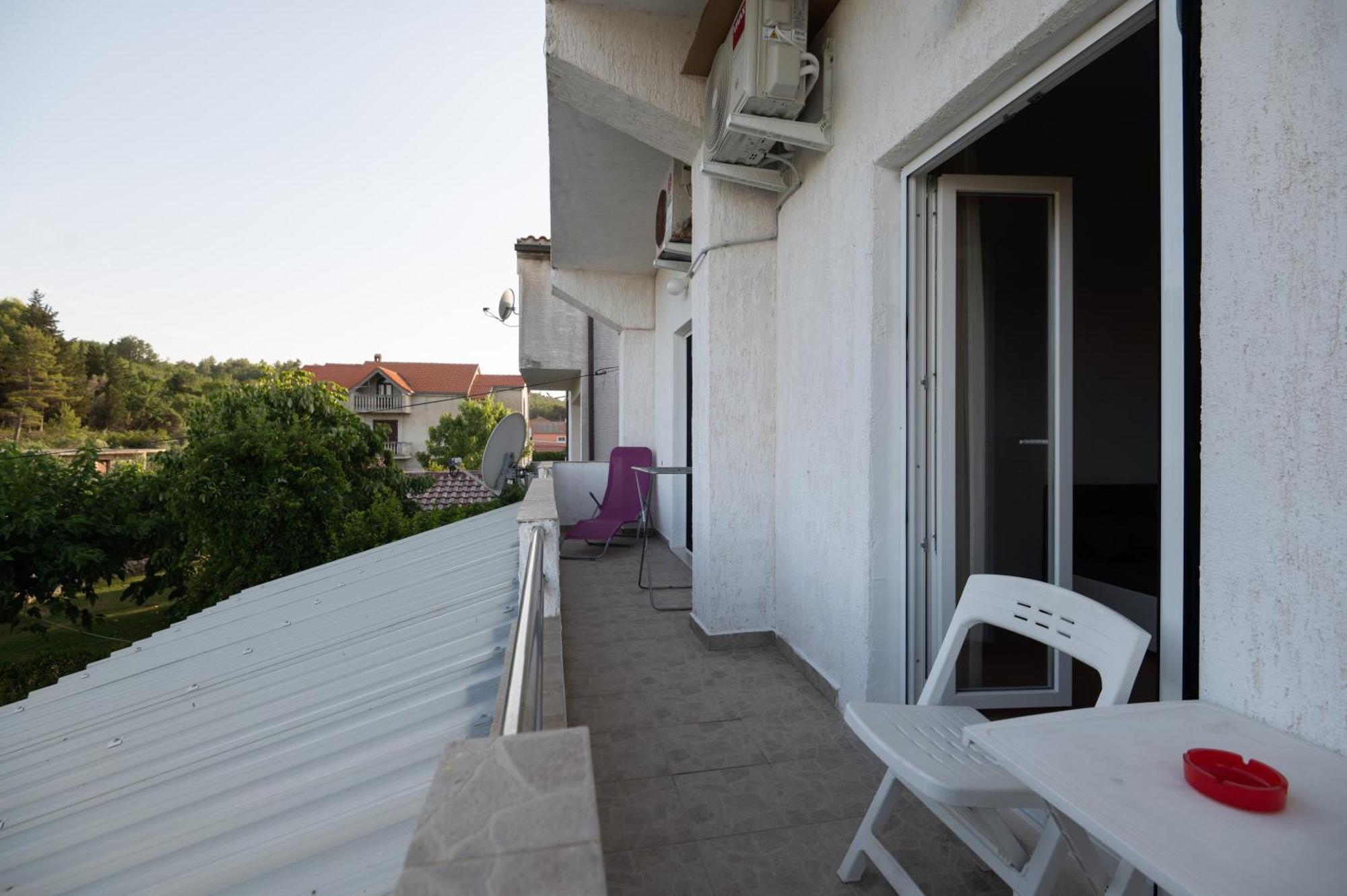 Marina'S Apartments Ražanac Kamer foto